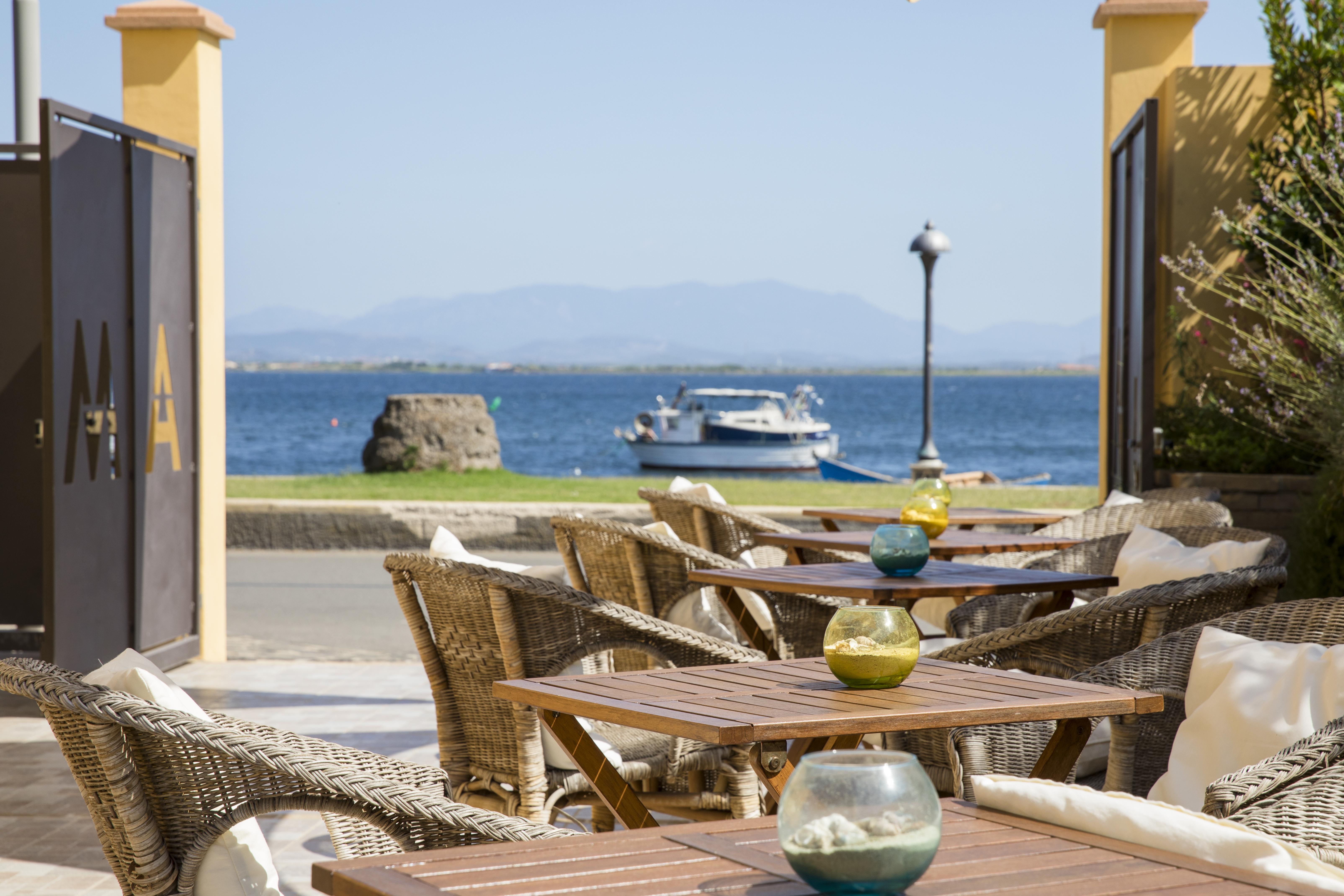 Muma Hostel SantʼAntìoco Екстериор снимка