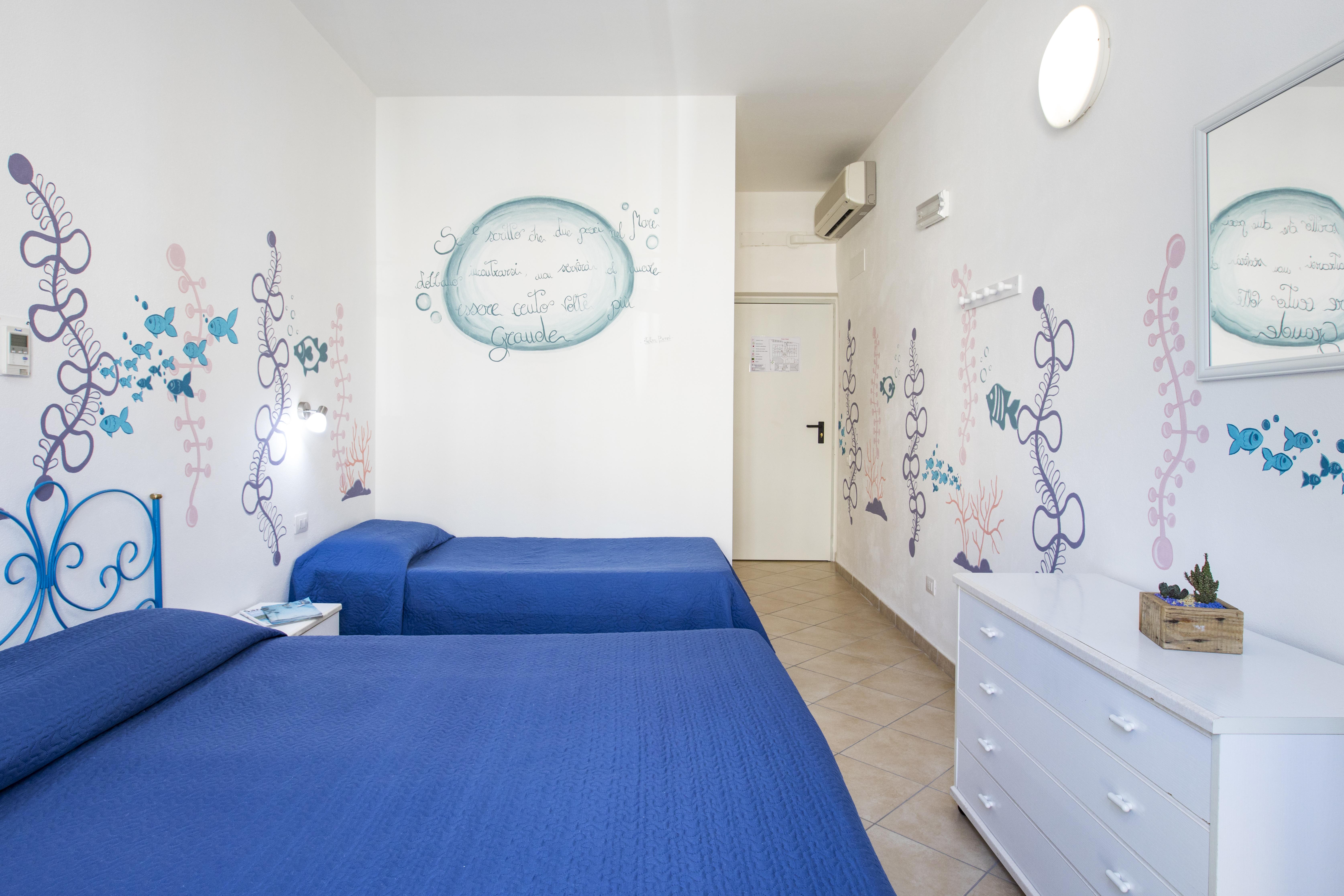 Muma Hostel SantʼAntìoco Екстериор снимка