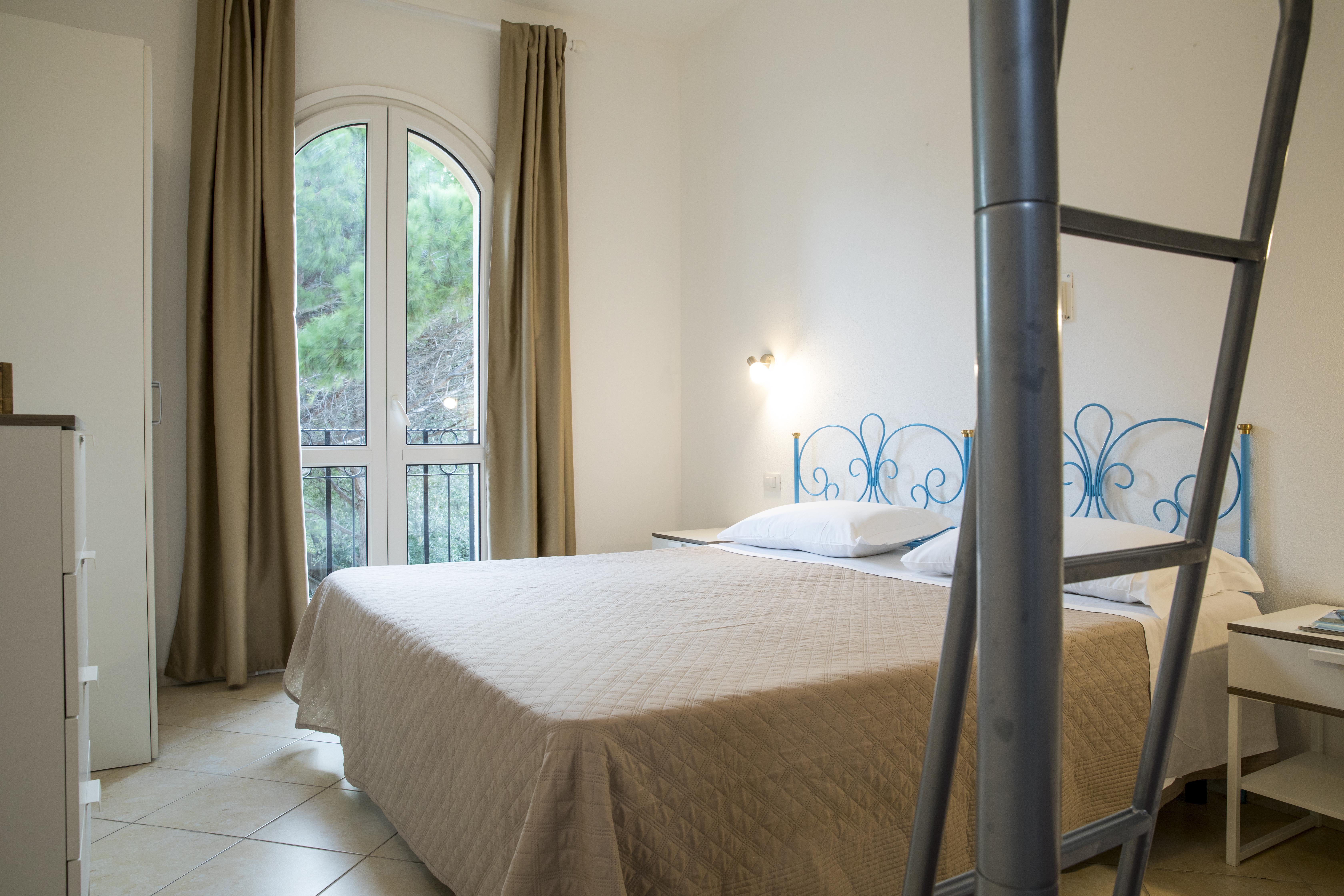 Muma Hostel SantʼAntìoco Екстериор снимка