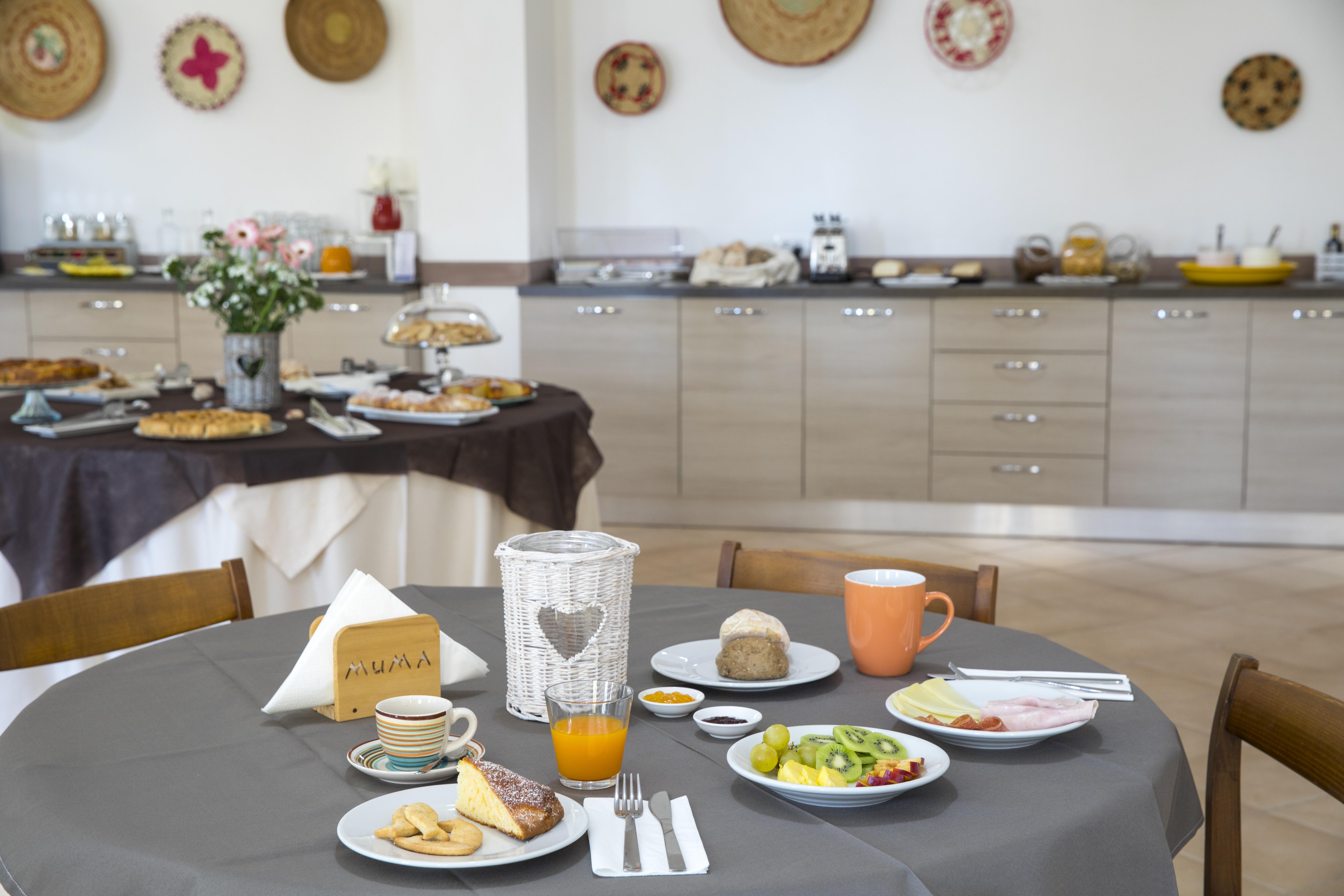 Muma Hostel SantʼAntìoco Екстериор снимка