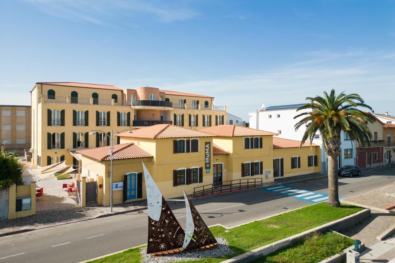 Muma Hostel SantʼAntìoco Екстериор снимка