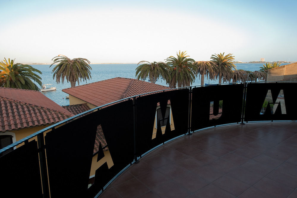 Muma Hostel SantʼAntìoco Екстериор снимка