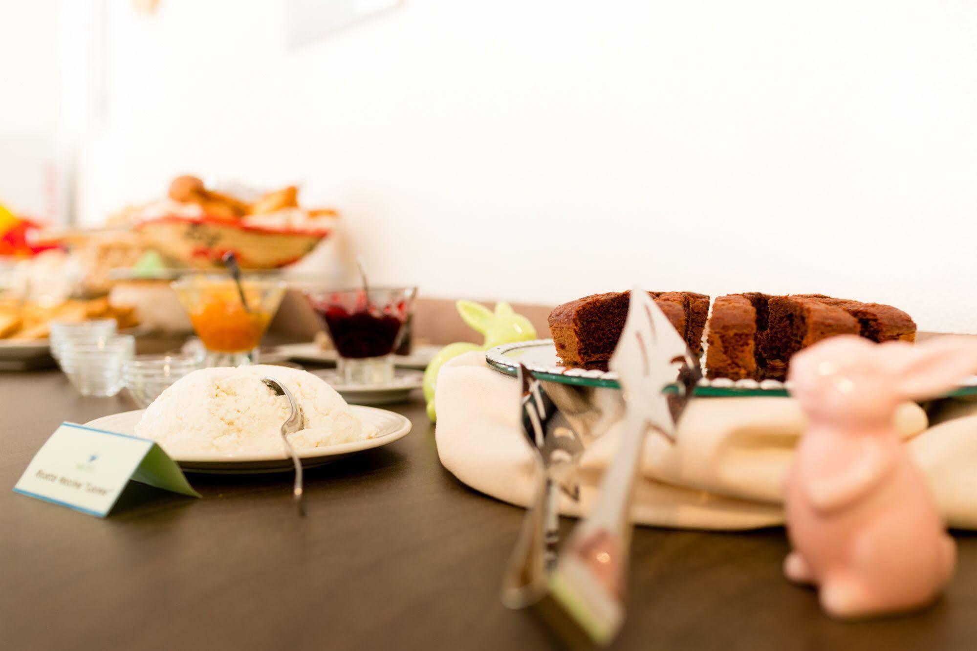 Muma Hostel SantʼAntìoco Екстериор снимка